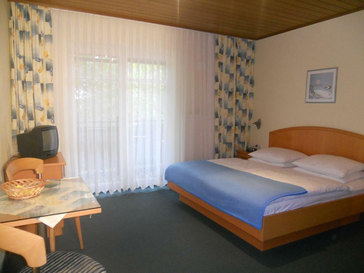 Bed and Breakfast Gastehaus Moser Подерсдорф-ам-Зе Екстер'єр фото