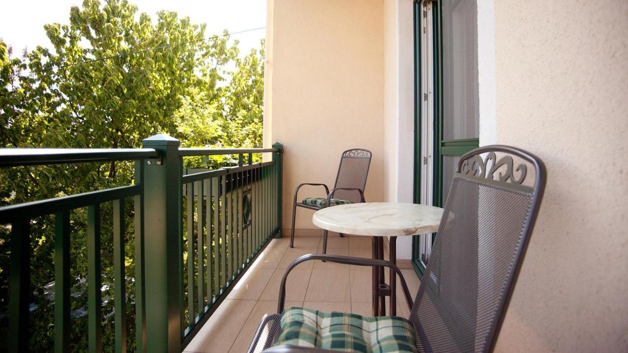 Bed and Breakfast Gastehaus Moser Подерсдорф-ам-Зе Екстер'єр фото