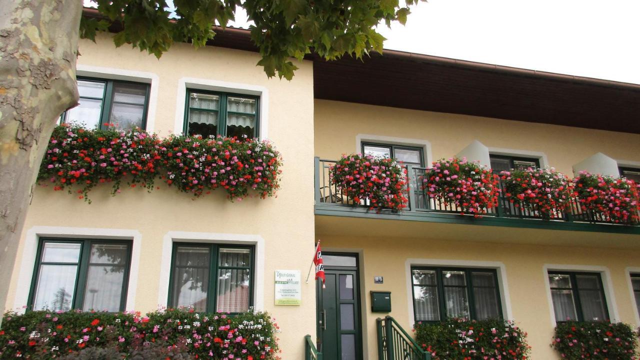 Bed and Breakfast Gastehaus Moser Подерсдорф-ам-Зе Екстер'єр фото